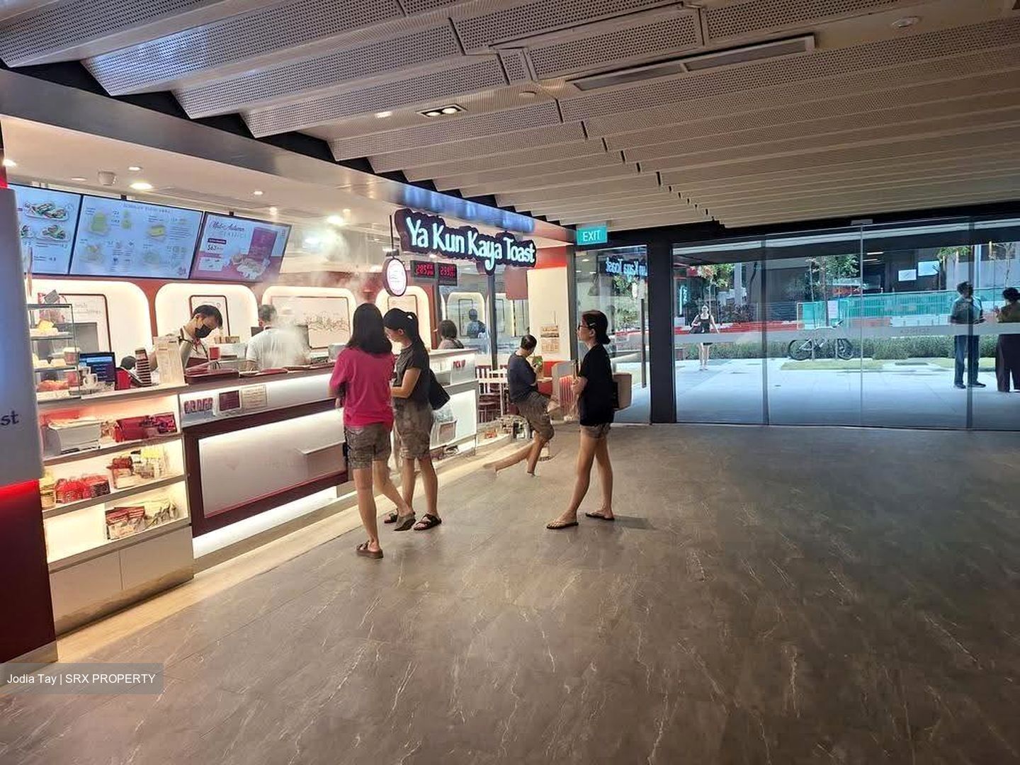 Sceneca Residence (D16), Retail #616944241